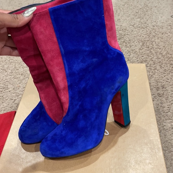 Color block Christian louboutins, worn twice! I’m very good condition. - Picture 11 of 12